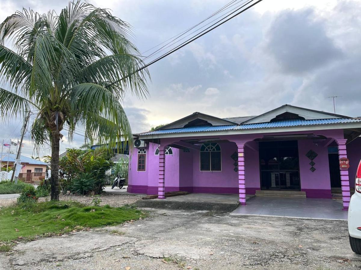 Lavender Homestay Desa Chendering 3 Bedrooms كُوالا تيرينغانو المظهر الخارجي الصورة